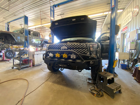 Toyota Tundra lift kit installation