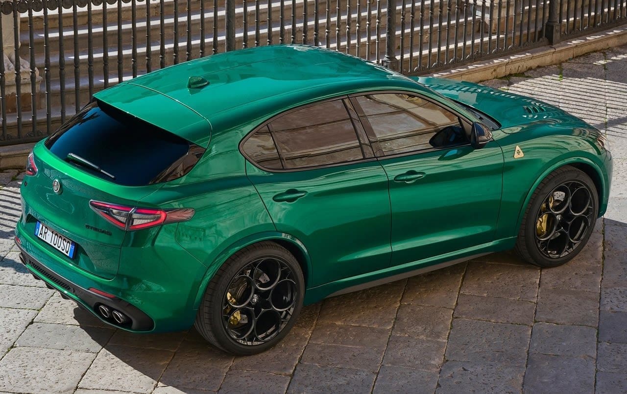 Alfa Romeo Stelvio 100th anniversary rear quarter